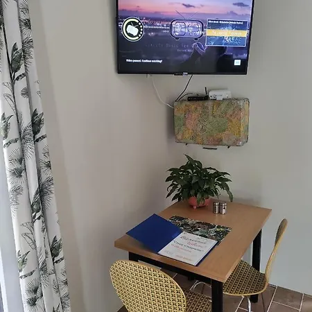 Chez Chapelle In The Heart Of The Gascony With Pool, Pets Welcome! Apartment Auch