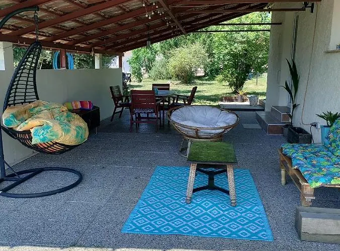 Chez Chapelle In The Heart Of The Gascony With Pool, Pets Welcome! شقة