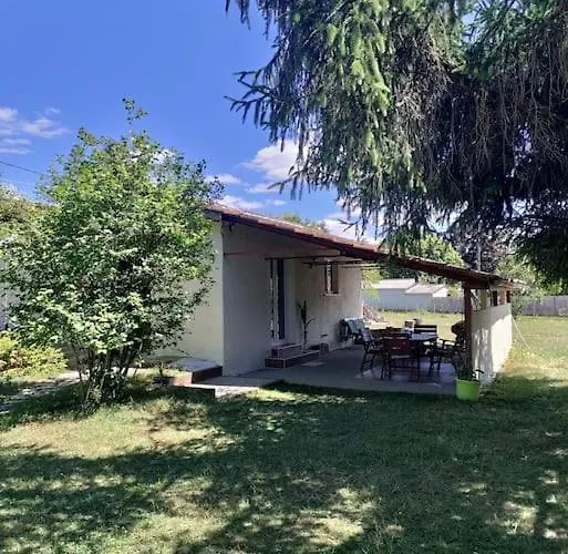 شقة Chez Chapelle In The Heart Of The Gascony With Pool, Pets Welcome!