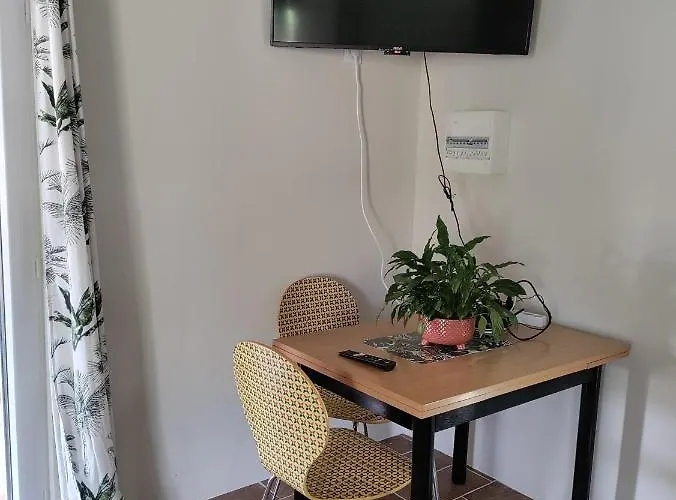 アパート Chez Chapelle In The Heart Of The Gascony With Pool, Pets Welcome!